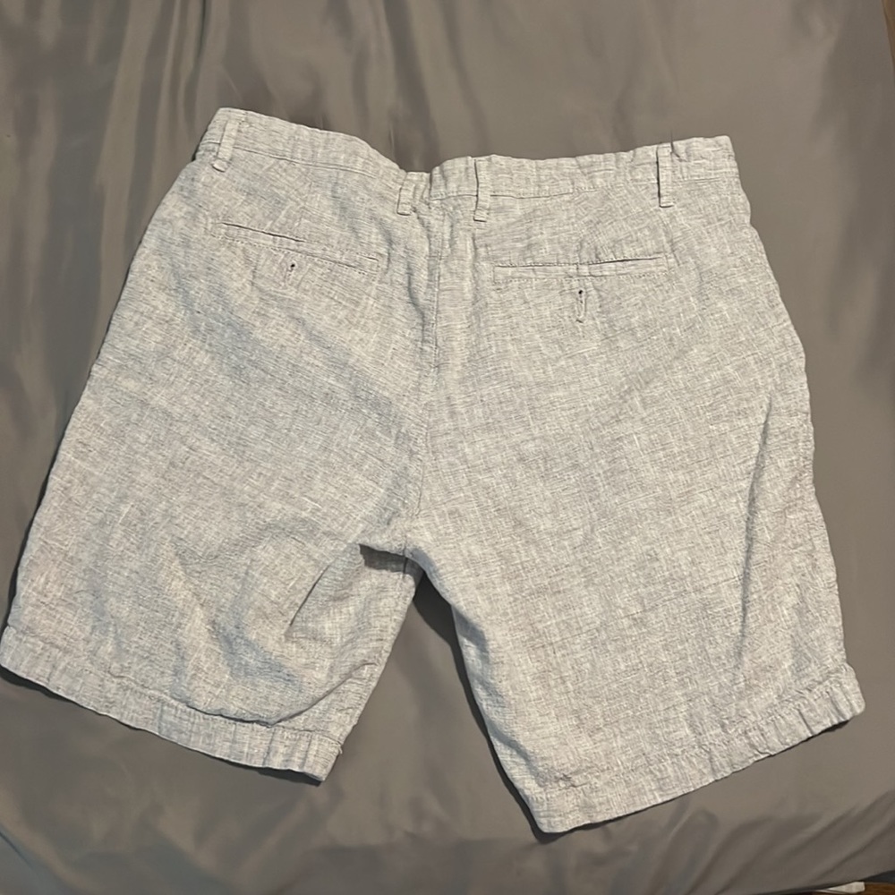 Goodfellow size 34 shorts - Picture 2 of 4